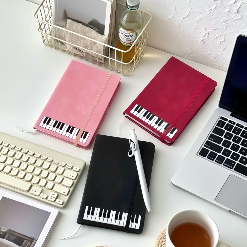 Music Theme Notebook Piano Sty - огляд і ціна Blank Sheet Music Notebook